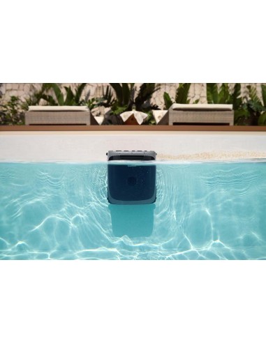 ROBOT LIMPIAFONDOS BATERIA SORA P7 BEATBOT - Manteysa Piscinas